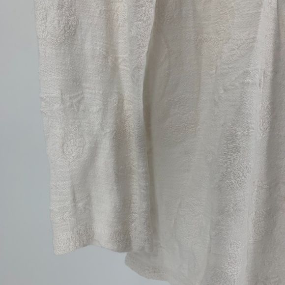 Soft Surroundings white floral embroidered long sleeve top medium - Picture 6 of 8